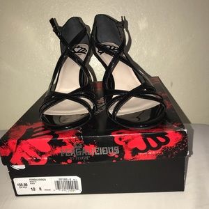 Women’s heels new with box